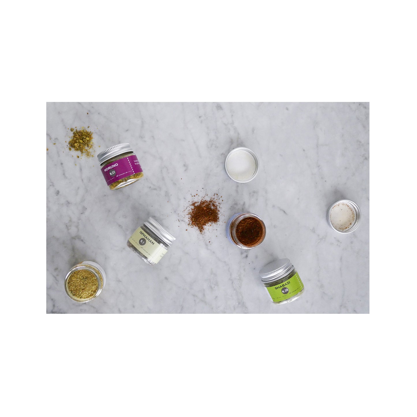 La Boite Mini Spices Set. Includes 1oz each of N.1, N.33, N.38, N.35 and N.21 (5 items)