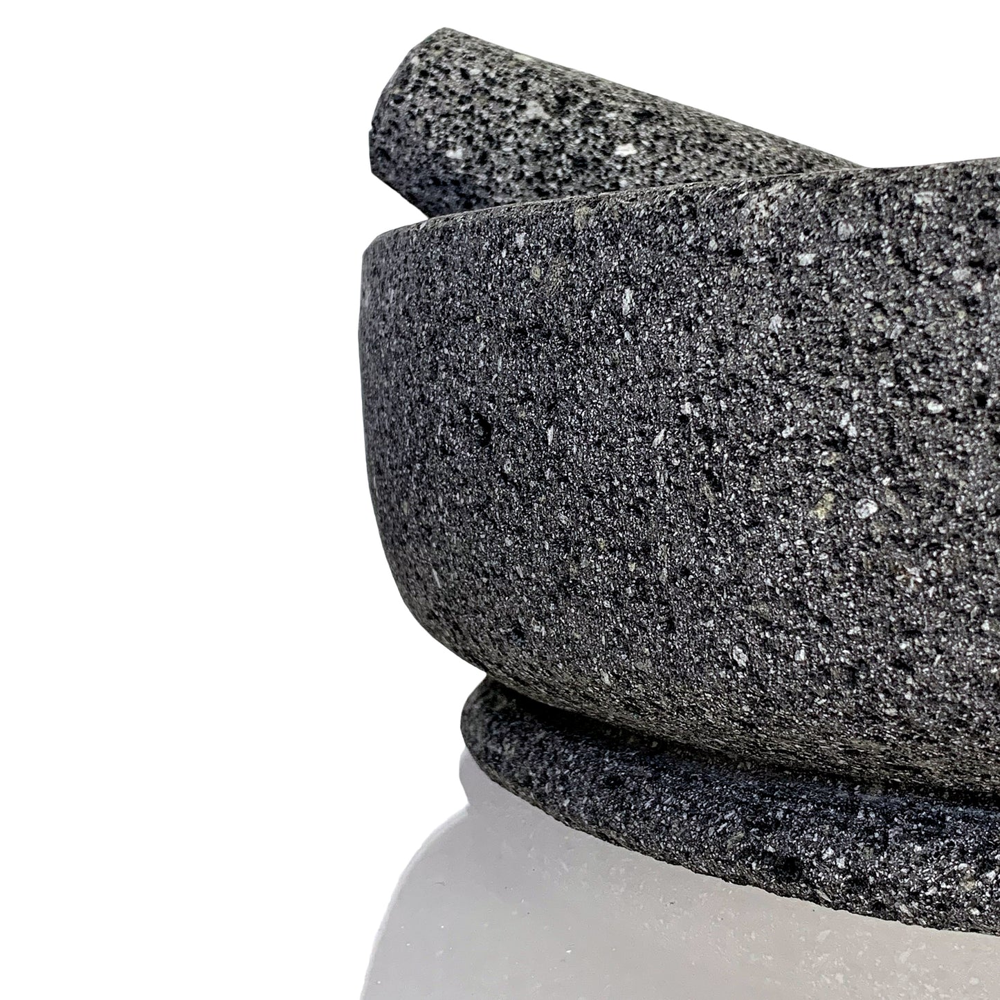 Molcajete mexicano grande (11”-12”) tallado a mano en piedra 100% volcánica | Base redonda