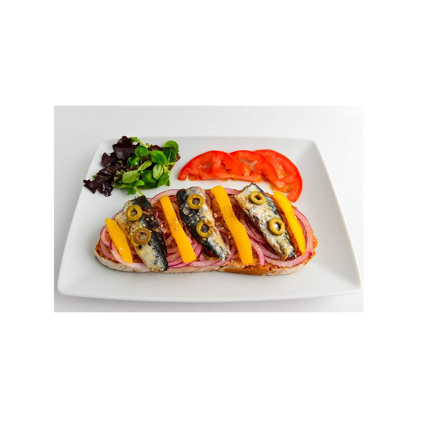 Pinhais (Nuri) Artisanal Portugese Sardines in Olive Oil - 4.4 Oz