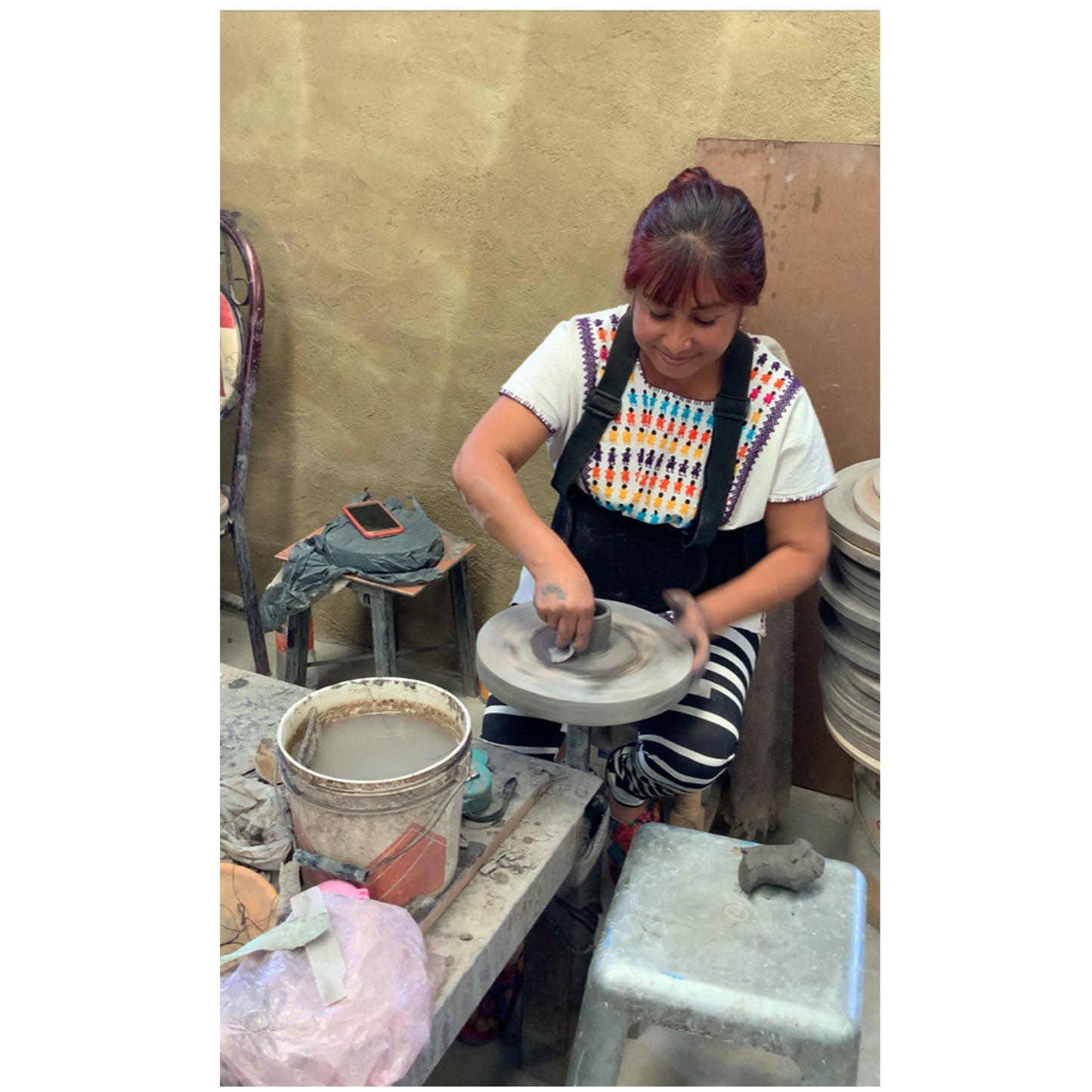 Tazas de Mezcal de Barro Negro | Vasos de Mezcal | Vasos de chupito de arcilla | Hecho a mano en Oaxaca, México.