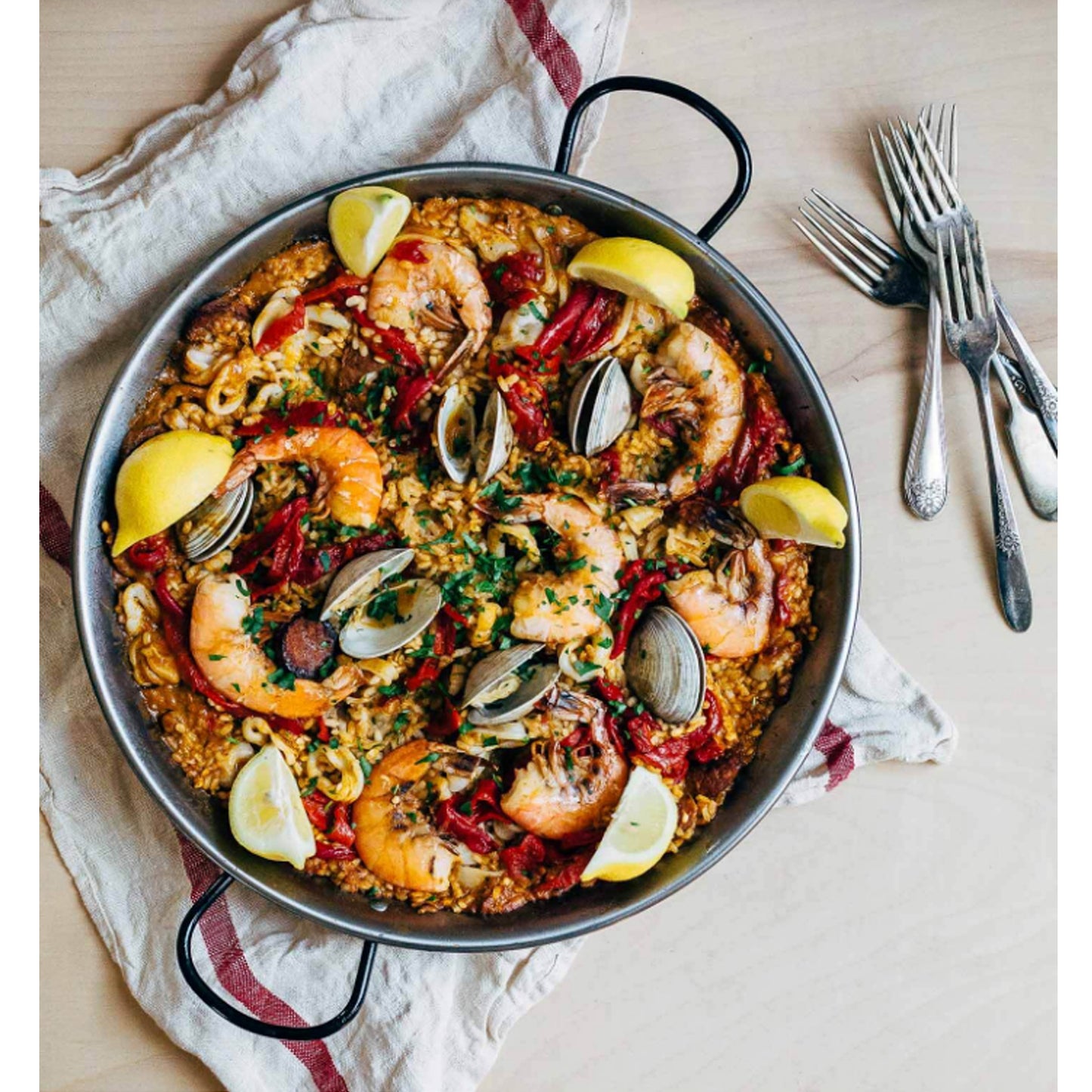 Paella Kit With Black Enameled Pan (or Traditional Carbon Steel Pan) + Premium Organic Ingredients from Spain (7 Items)