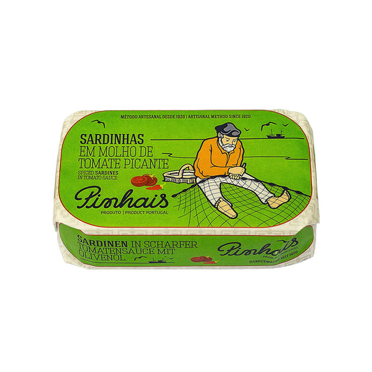 Pinhais (Nuri) Sardinas especiadas portuguesas artesanales en salsa de tomate - 4.4 Oz 