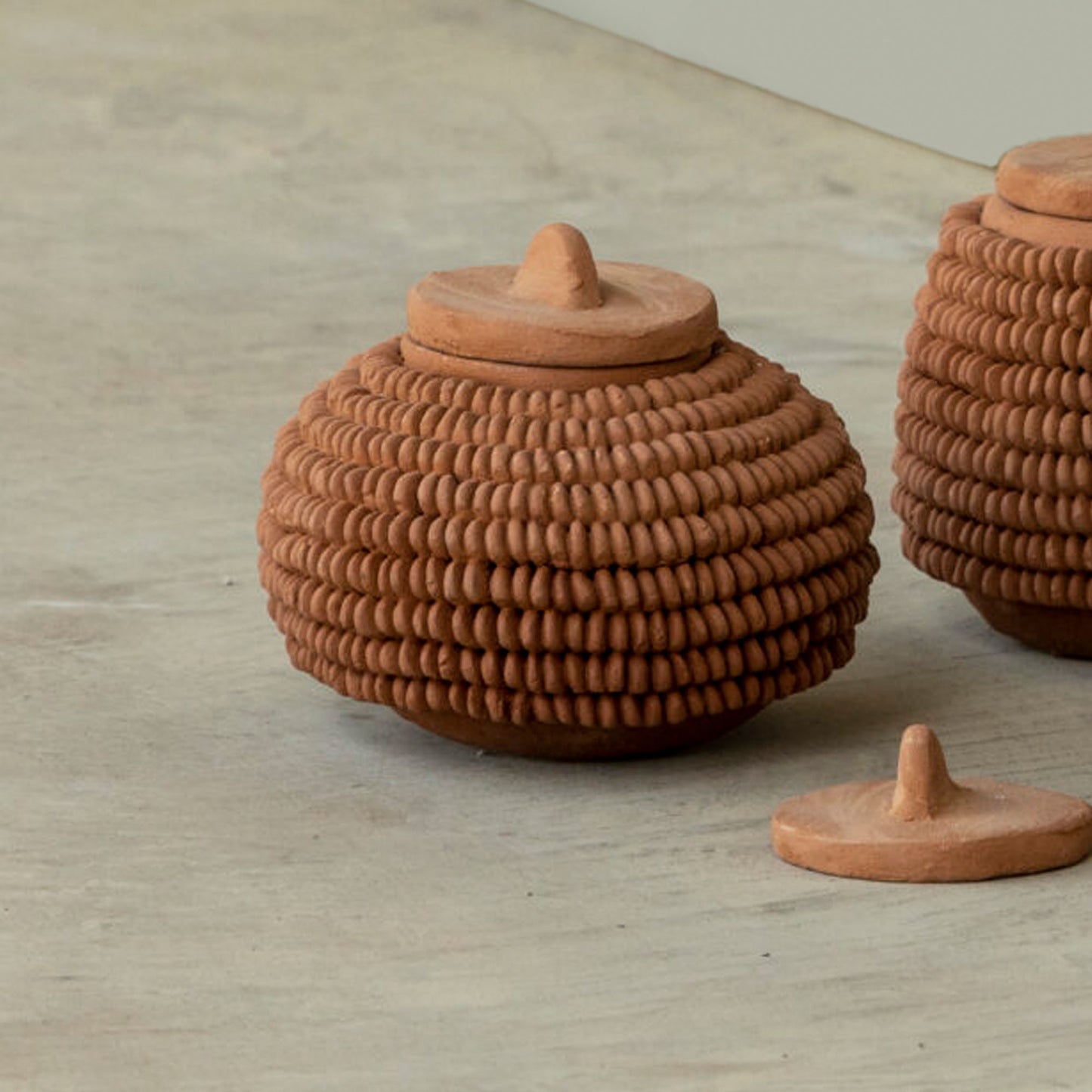 Red Clay Mexican Candles - Hand Poured Lavender Scented Soy Wax Candle - Artisan Made in Mexico