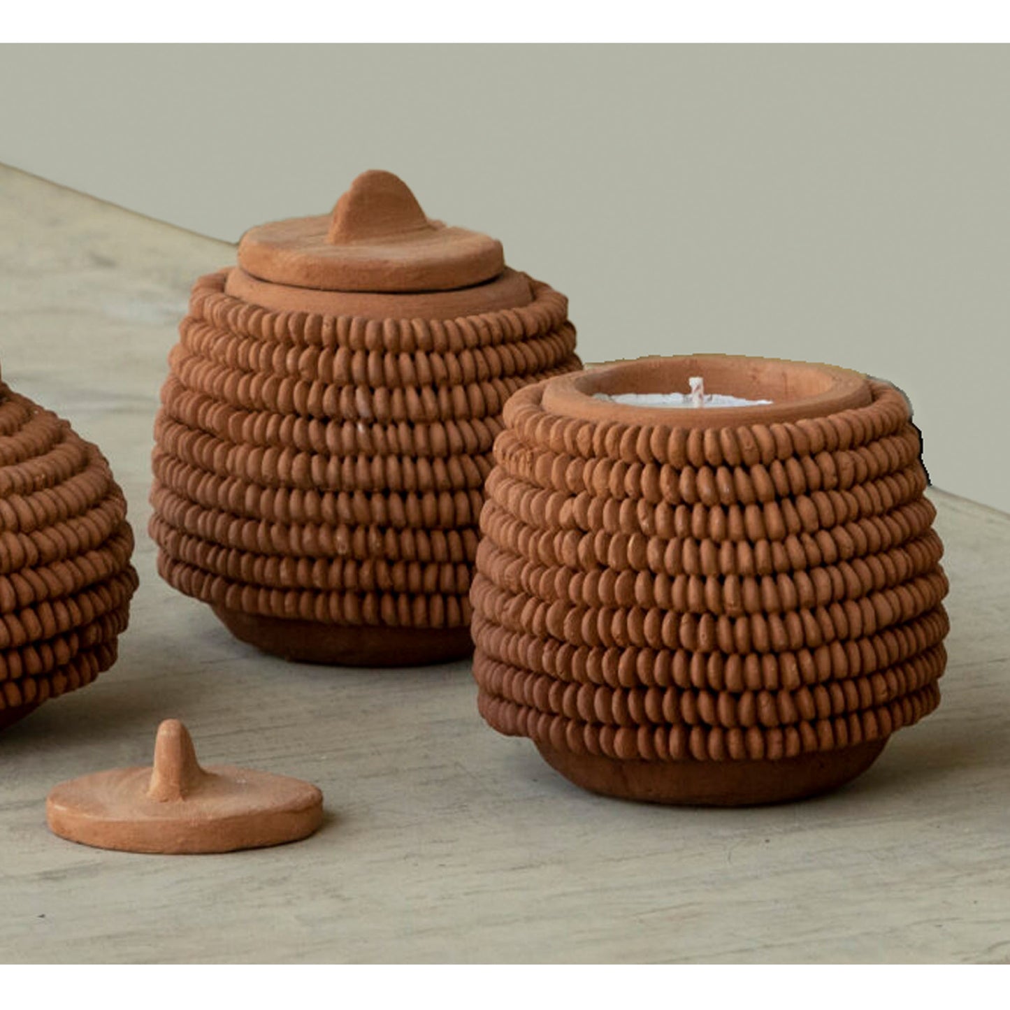 Red Clay Mexican Candles - Hand Poured Lavender Scented Soy Wax Candle - Artisan Made in Mexico